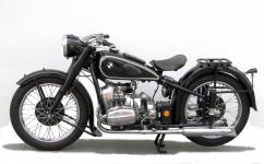 1939 - BMW R 66 - pedvlen vlajkov lo bavorsk firmy s modroblm odznakem...