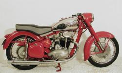 Jawa 500 OHC model 02 - 1957, pohled zprava.