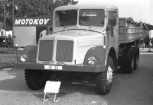 Sklp Tatra 111 S2 na brnnsk strojrensk vstav v roce 1956 - foto Holek (Super Ikonta 6 x 4,5)