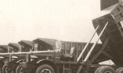V roce 1941 byla firmou Mack postavena série supertěžkých obřích sklápěček typu FC, určených pro zemní práce na Panamském kanálu. Vozy byly poháněné řadovými dieselovými šestiválci Waukesha Hesselman a do Panamy se vydaly ve společné koloně, po vlastní ose.